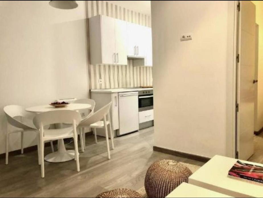 Madrid A Metros Del Retiro Apartment Екстериор снимка