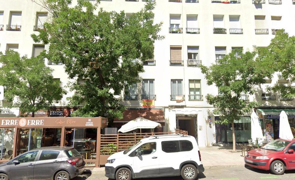 Madrid A Metros Del Retiro Apartment Екстериор снимка